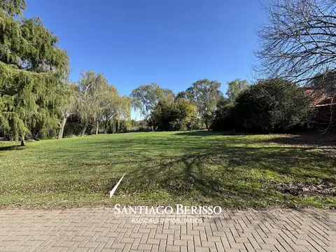 Terreno en Venta en Campana, USD 43.000