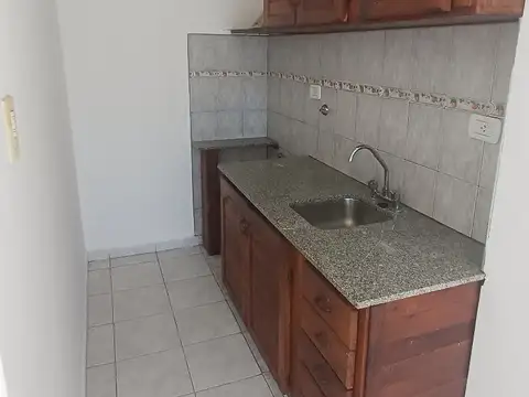 Departamento en Alquiler en Presidencia Roque Saenz Peña, $ 450.000