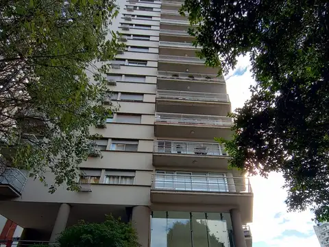 Olivos (La Isla) en Alquiler, Excelente 3 Amb C/vista Al Rio y Cochera Cubierta