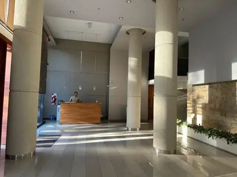 Departamento en Alquiler con 1 cocheras