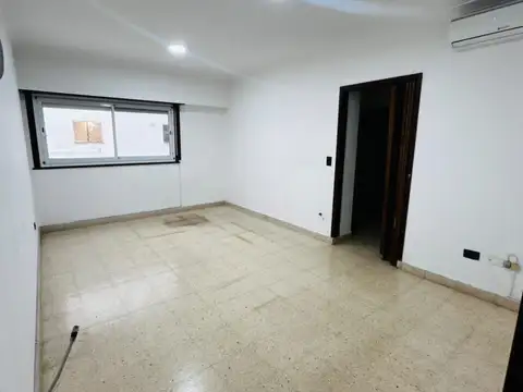 Balcarce 3100, Piso 4