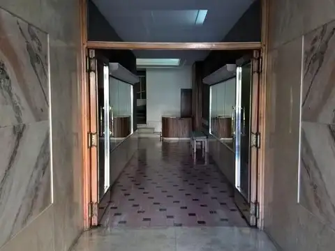 Diagonal 80 100, Piso 6