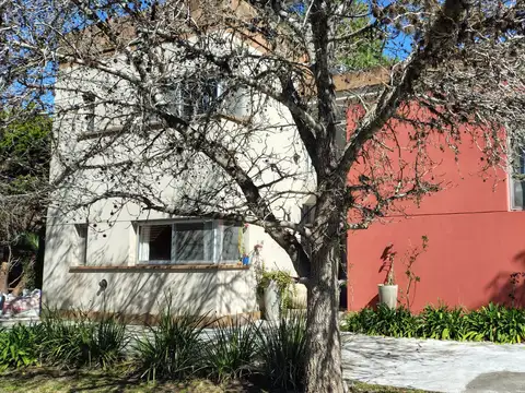 CASA EN VENTA EN BARRIO COUNTRY CLUB LOS CARDALES