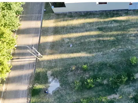 TERRENO EN VENTA EN EL BARRIO EL FLOREAL DE PLOTTIER
