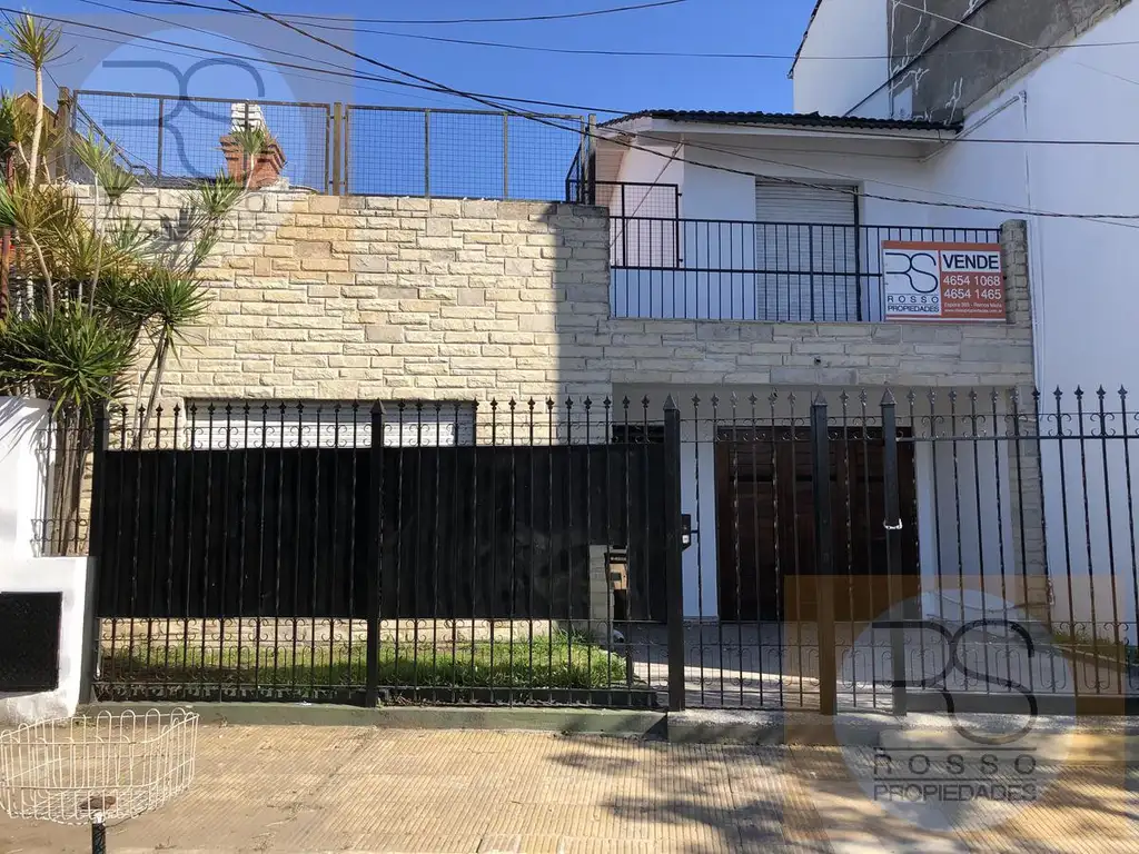 Perón, Av. Pte. 900