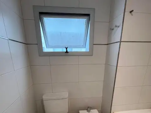 Juramento 1400, Piso 5