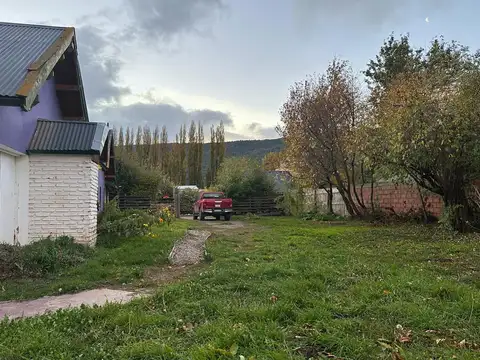 Casa en Venta con 4 cocheras