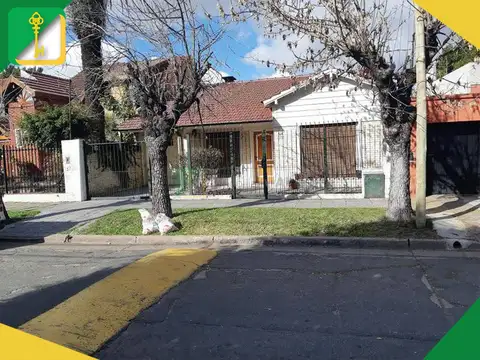 Venta - Casa - 3 ambientes - Villa Ballester