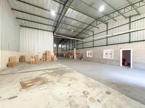 Depósito en Sarandi