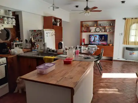 PEDRO ETCHEGOYEN 400