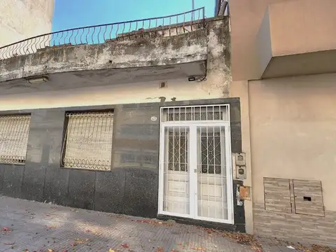 Venta PH excelente a Refaccionar. Vélez Sarsfield