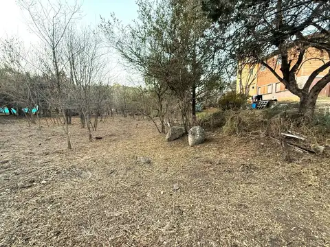 VENTA LOTE ESCRITURA BARRIO CON SEGURIDAD LAGOAZUL