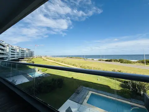 Departamento en Venta en Playa Brava, USD 1.890.000