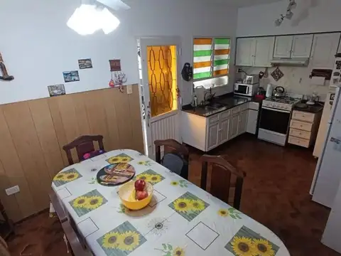 Depto Tipo Casa en Venta con 1 cocheras