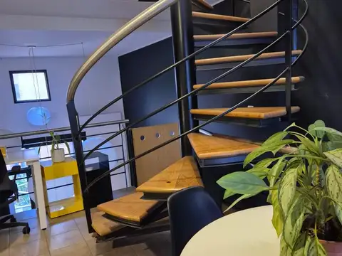 Oficina en Triplex - a Metros de Libertador