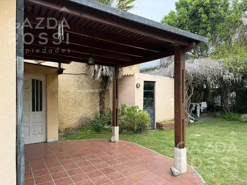 Casa 2 ambientes con 1 baño