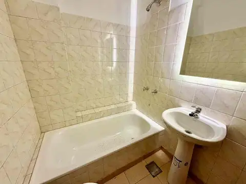 Depto Tipo Casa en Alquiler de 1 dormitorio