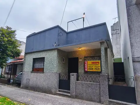 ALQUILER DE CASA TRES AMBIENTES