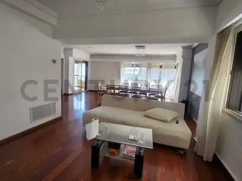 Departamento 5 ambientes con 3 baños