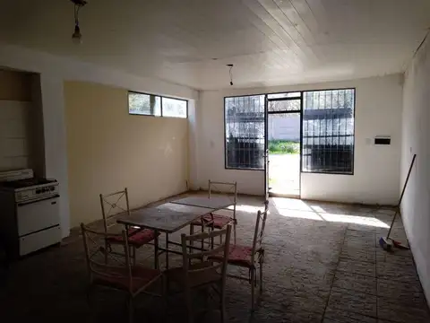 Depto Tipo Casa en Alquiler al Noreste