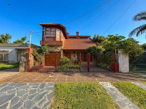 Casa en venta - San Antonio De Padua - 5 ambientes - Cerca estación