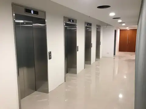 Oficina en Venta al Norte