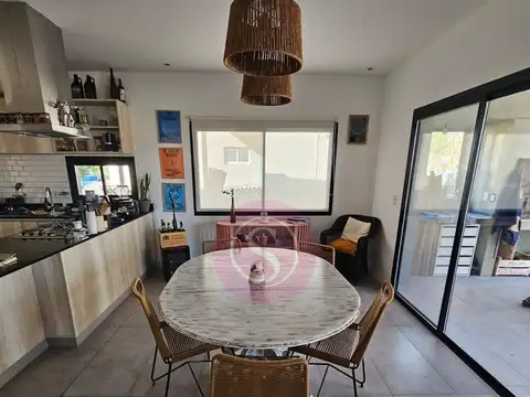 Casa En Venta En Pilar Del Este, Barrio Santa Elena, Pilar, G.b.a. Zona Norte