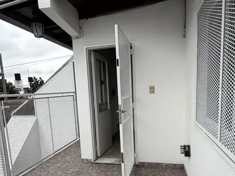 Departamento en Alquiler en Quilmes Oeste, $ 490.000