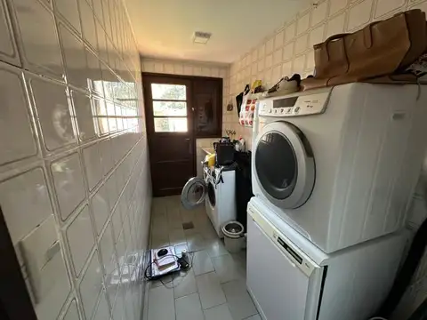 Venta Casa 6 amb, c/Jardín, Pileta y Garage - Punta Chica - Victoria