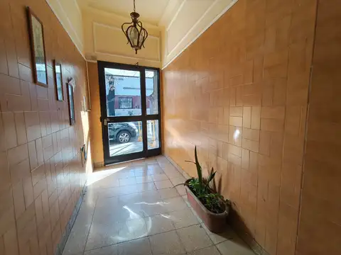Depto Tipo Casa en Venta 82 años