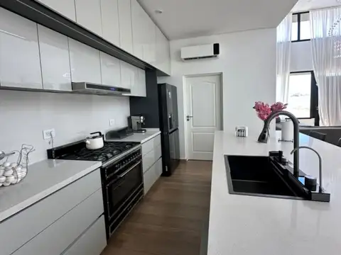 Casa en Venta 1 año