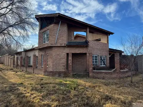 Casa en Venta en Juana Koslay, Juan Martín de Pueyrredón