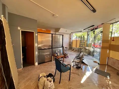Local en Alquiler en Ituzaingo Sur, $ 1.350.000
