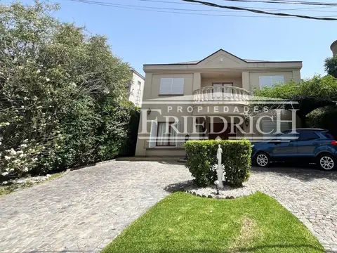 Casa en venta - Country Club Banco Provincia