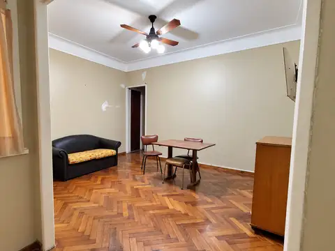 Helguera 3100, Piso pb