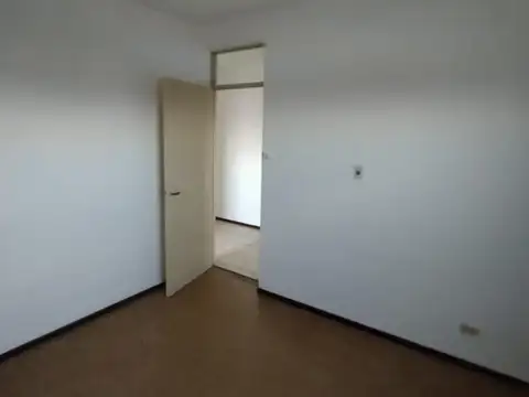 Departamento en Alquiler en Barrio Rucci, $ 480.000