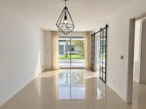 Departamento en Alquiler con 1 cocheras