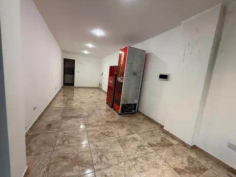 Local - Alquiler - Argentina, Tres de Febrero - URQUIZA, GRAL. AV. 4554