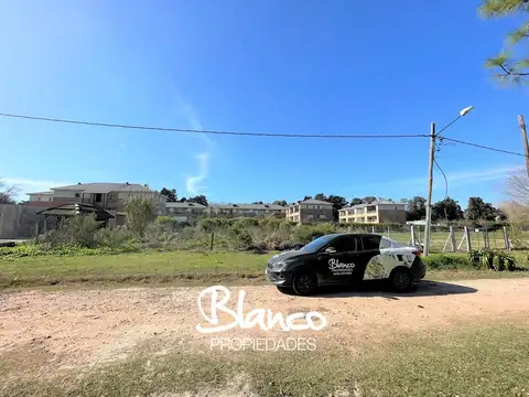 Terreno en Venta en Pilar, Calle Colibrí - Atrás del Condominio Villa Vento!