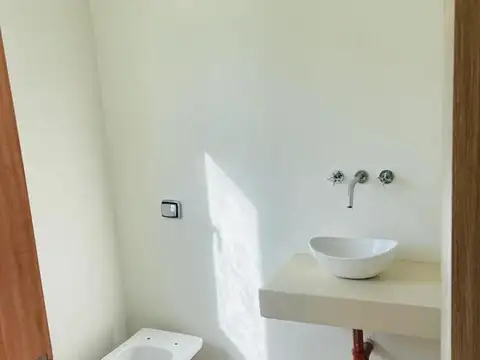 Departamento en Alquiler en Adrogue, USD 1.500