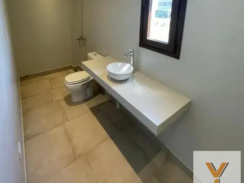 Casa en Venta en Tristán Suárez, USD 620.000