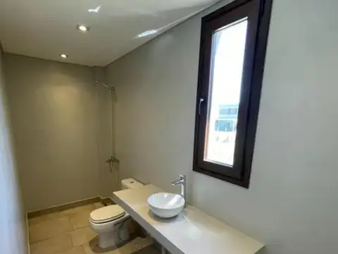 Casa en Venta en Tristan Suarez, USD 620.000