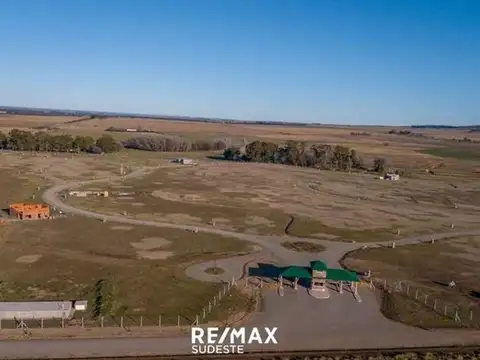 LOTE 54 EN LAS VERBENAS EXELENTE UBICACION