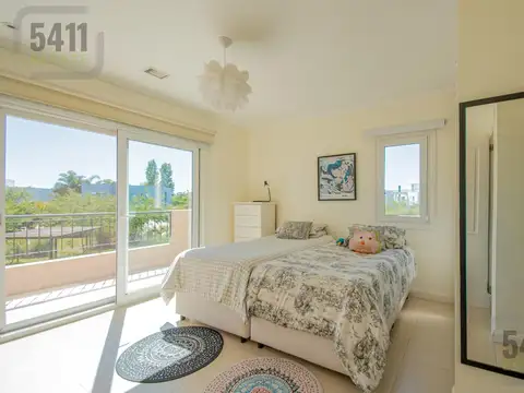 Casa en Venta al Este