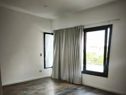Venta Casa moderna c/pileta y parrila - Barrio San Ramiro – Pilar