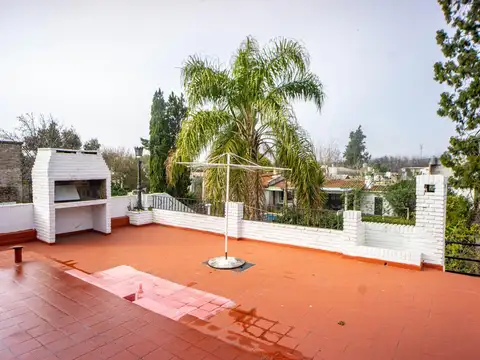 Casa en venta Fisherton Rosario - 4/5 dormitorios