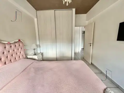 Departamento en Venta en Villa Luzuriaga, USD 76.000