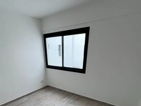 DEPARTAMENTO DOS AMBIENTES EN PISO 1, DTO H, AL CONTRAFRENTE 30M2.