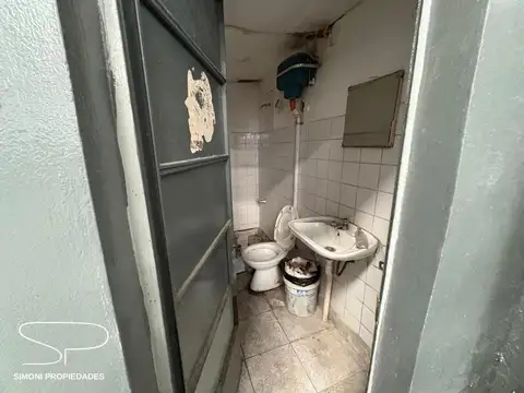 Galpón para uso industrial o depósito 317 m²