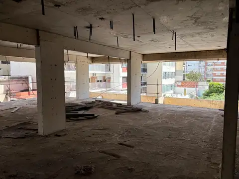 Av Alvarez Thomas al 3100